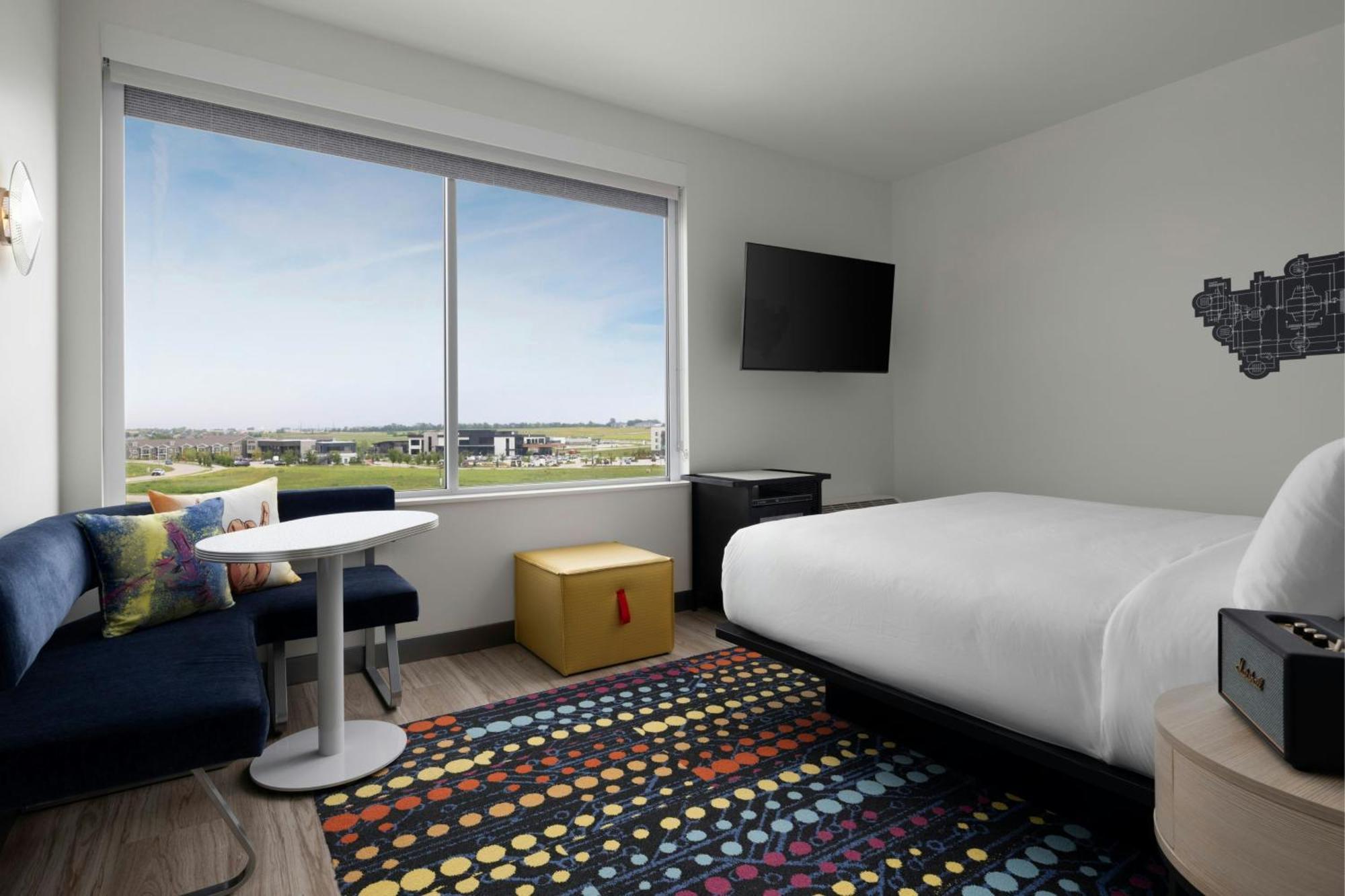 Aloft Waukee Hotel Exterior foto